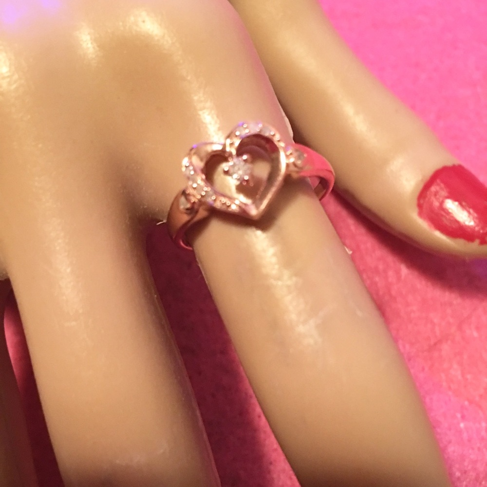 Diamond 💎 Heart ❤️ Ring - Picture 5 of 7